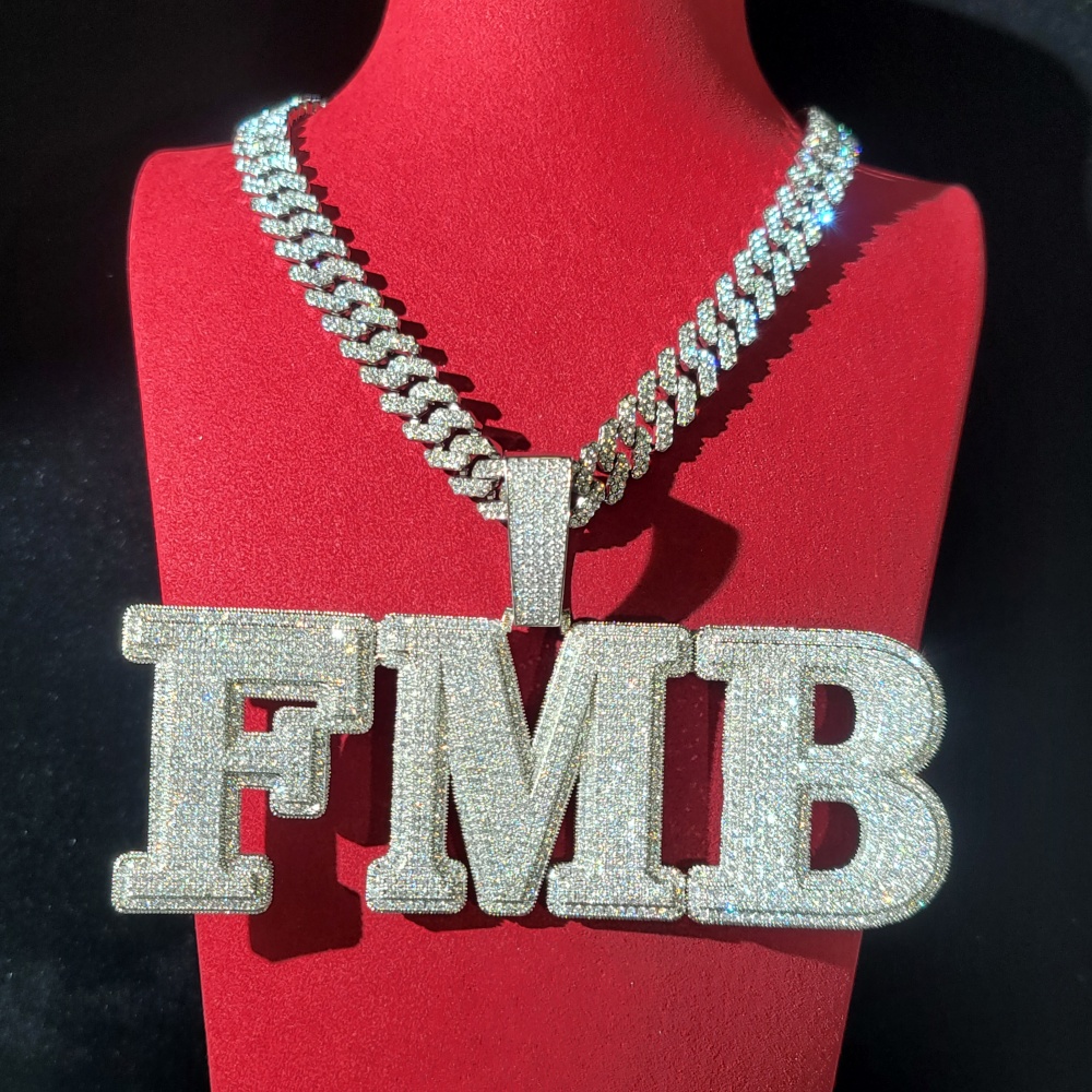 맞춤형 큐빅 지르코니아 문자&숫자 펜던트 아이스드 아웃 - Cuban Link Chain 12Mm 리뷰 및 가격